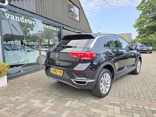 Volkswagen T-Roc Volkswagen T-Roc 1.5 TSI Sport AUTOMAAT Clima|Navi|Camera|Virtual|Nap!! - afbeelding nr 40