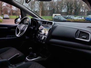 Honda Jazz 1.3 i-VTEC 102pk Comfort | Navi | Airco | Cruise | Bluetooth Carkit+Streaming |  Pdc V+A | Stoelverwarming | Rijstrook+Licht+Regensensor | 15''lm | Trekhaak - afbeelding nr 28