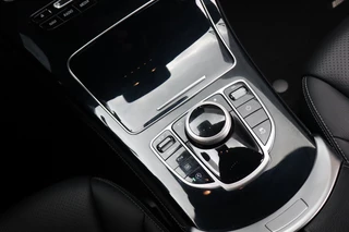 Mercedes-Benz GLC Mercedes-Benz GLC 250 4MATIC | AMG | Leer | Cruise | LED - afbeelding nr 19