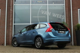 Volvo V60 ➡️ Volvo V60 2.0 D4 Summum | 181 pk | 2e eigenaar | NL auto | Cruise-control | Navi | 18 inch | NAP | PDC | Sportstuur | Climate-control | - afbeelding nr 3