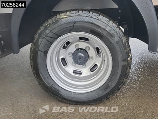 Iveco Daily Iveco Daily 35C18 3.0L Automaat Bakwagen Laadklep LED Navi Camera Airco Cruise Meubelbak Koffer Airco Cruise control - afbeelding nr 8