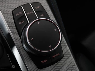BMW 5 Serie BMW 5-serie 520d xDrive M-Sport | Leder | Sportstoelen |  Camera | Full LED | Trekhaak | Keyless | Navigatie | Sfeerverlichting | Climate control - afbeelding nr 26