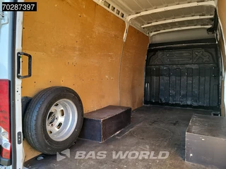 Iveco Daily Iveco Daily 35C14 L2H2 3,5t Trekhaak Airco Cruise Euro6 L2 12m3 Airco Trekhaak Cruise control - afbeelding nr 8