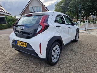 Toyota Aygo Cruise control, Apple/Android, Airco , All-in Rijklaarprijs - afbeelding nr 11