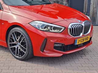 BMW 1 Serie | Navi | Sportinterieur | Stoelverw.| Head-up | Leder | M-Sport - Model 2020 - afbeelding nr 45