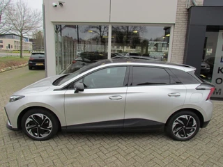MG MG4 Luxury 64 KWH Long Range 1e eigenaar BTW 33.000km