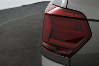 Volkswagen Polo Volkswagen Polo 1.0 TSI Comfortline Business | Navi | PDC | - afbeelding nr 40