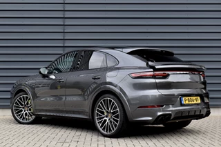 Porsche Cayenne Porsche Cayenne Coupé (8-7 beschikbaar) 3.0 E-Hybrid 462pk Sport Design | Panoramadak | 22'' Velgen | ACC | Head-Up | Bose | Sportchrono | Leder Dashbord | - afbeelding nr 2