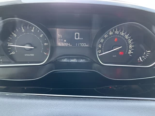 Peugeot 208 50% deal 3.125,- ACTIE Carplay / PDC / LMV / Cruise / Navi / Airco - afbeelding nr 4