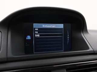 Volvo V70 Volvo V70 T4 AUT(6) POLAR+ LUXURY LINE HARMAN KARDON KEYLESS ACC SCHUIFDAK - afbeelding nr 21