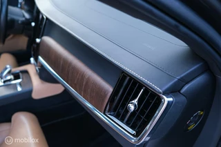 Volvo V90 Volvo V90 2.0 B4 Business Pro | Massage | Trekhaak | Stoelkoeling | Pine grey | NL auto NAP | Camera | Leder | LED | Rijklaar | - afbeelding nr 19
