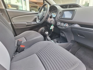 Toyota Yaris Toyota Yaris 1.0 VVT-i Connect /Navi/Camera/Apple/Android/1e Eig/Garantie - afbeelding nr 15