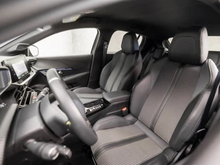 Peugeot 208 (VIRTUAL COCKPIT, APPLE CARPLAY, GROOT NAVI, ADAPTIVE CRUISE, 360 CAMERA, LEDER, SPORTSTOELEN, GETINT GLAS, LM VELGEN, LANE ASSIST, NIEUWSTAAT) - afbeelding nr 13