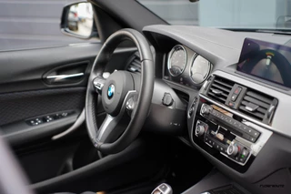 BMW 1 Serie BMW 1-serie M140i LCI2 | Schuifdak | Stuurverwarming | Navi Pro | Alcantara | HiFi Audio| M Sport onderstel | 719M | 5-deurs | - afbeelding nr 57