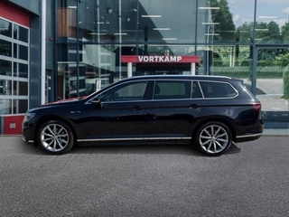 Volkswagen Passat Volkswagen Passat Variant 2.0 TDI DSG R-LINE CAMERA/NAVI/ACC/E-KLEP/CARPLAY/STOELVERW - afbeelding nr 8