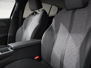 Peugeot 408 Peugeot 408 1.2 PureTech Allure 130 Automaat | Navigatie | Apple Carplay/Android Auto | Climate Control | Cruise Control | Virtual cockpit | PDC VA + Camera | Full LED  | LM Velgen - afbeelding nr 12