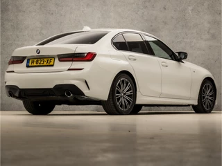 BMW 3 Serie BMW 3 Serie 320i M Sport 184Pk Automaat (APPLE CARPLAY, M PAKKET, GROOT NAVI, SFEERVERLICHTING, LEDER/ACANTARA, SPORTSTOELEN, GETINT GLAS, PARKEERSENSOREN, NIEUWE APK, NIEUWSTAAT) - afbeelding nr 5
