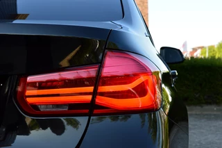 BMW 3 Serie Rijklaarprijs-Garantie Schuifdak Leder Led Navigatie Airco Camera 1e Eigenaar - afbeelding nr 8