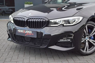 BMW 3 Serie BMW 3 Serie 330e Touring M Sport / Panodak / Leer / Trekhaak / Head-up/ Laser/Harman Kardon - afbeelding nr 29