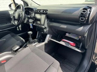 Citroën C3 Aircross Citroen C3 AIRCROSS 1.2 PureTech S&S C-Series Cruise control Climate control Navigatie Parkeersensor achter - afbeelding nr 34