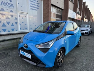 Toyota Aygo Toyota Aygo 1.0 VVT-i x-play 72 pk Automaat/CarPlay/Sportvelg/Garantie - afbeelding nr 1