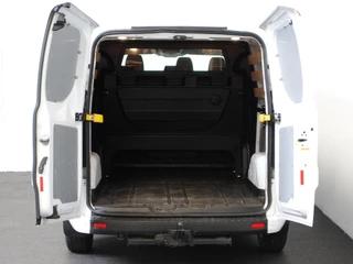 Ford Transit Custom Ford Transit Custom 300 2.0 TDCI L2H1 Trend Dubbele Cabine Automaat Airco Navi Cruise Trekhaak - afbeelding nr 3