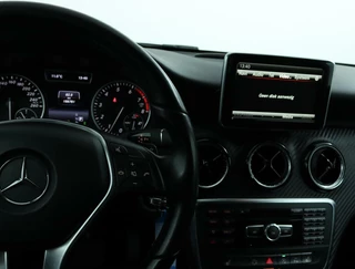 Mercedes-Benz GLA Mercedes GLA-klasse 200 Airco Cruise Stoelverw. Trekhaak Aut - afbeelding nr 15