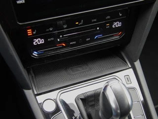 Volkswagen Passat Volkswagen Passat Variant 1.4 TSI PHEV GTE 218pk | Matrix LED | Camera - afbeelding nr 36