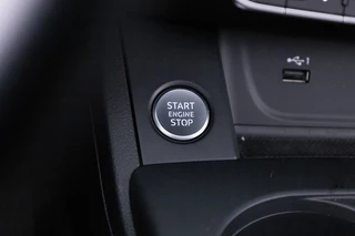 Audi A4 Audi A4 Avant 35 TFSI S edition Competition | PANORAMADAK | Full LED | ECC | CARPLAY *2e Pinksterdag OPEN v.a 11u tot 17u* - afbeelding nr 25