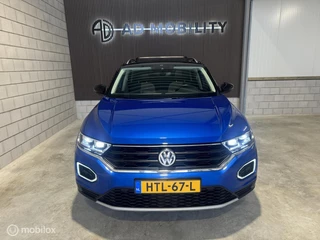 Volkswagen T-Roc Volkswagen T-Roc 1.5 TSI Style Business PANO, ACC, STANDkACH - afbeelding nr 2