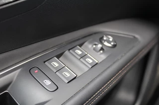 Peugeot 3008 Peugeot 3008 1.6 HYbrid 225 GT | Trekhaakactie! | Nightvision | Massage | Leder | Navigatie | Adaptieve Cruise | BLIS - afbeelding nr 20