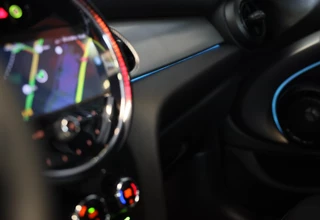 MINI Cooper Mini Mini 1.5 Cooper Camden Plus Edition / AUT / 5 Deurs / Navi / HK / Ecc / Head Up / Digital Cockpit / Open Panorama / Led / Pdc - afbeelding nr 28