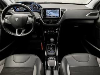 Peugeot 2008 Peugeot 2008 1.2 PureTech Sport Automaat (APPLE CARPLAY, NAVIGATIE, CAMERA, CLIMATE, LEDER, SPORTSTOELEN, PARKEERSENSOREN, CRUISE, LM VELGEN, NIEUWSTAAT) - afbeelding nr 6