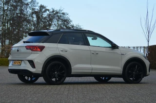 Volkswagen T-Roc Volkswagen T-Roc 1.5 TSI R-Line Edition Black Style panoramadak/trekhaak - afbeelding nr 46