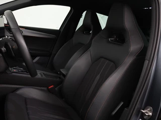 CUPRA Leon Cupra Leon 1.4 e-Hybrid VZ | 245pk | Stuurverwarming |  Navigatie | Sfeerverlichting | Full LED | Keyless | Sportstoelen | Magnetic Tech Matt | PHEV - afbeelding nr 5