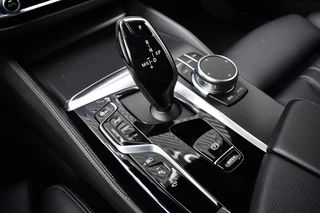 BMW 5 Serie | Laserlight | 20'' Velgen | 360 Camera | Comfort Zetels | Head-Up | - afbeelding nr 26