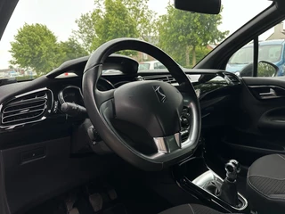 Citroën DS3 Citroën DS3 1.2 So Chic // Dealeronderhouden // 80.000km! // - afbeelding nr 3