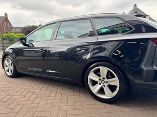 SEAT Leon SEAT Leon 1.4 TSI ACT 140PK FR BUSINESS / Cruise / Stoelvw. / Navi / LED / Rijklaar! - afbeelding nr 6