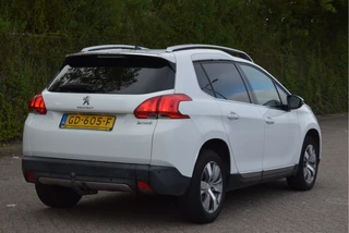 Peugeot 2008 | NL-Auto | Pano.dak | Nav | Cruise Contr | Climate Contr | PDC | Trekhaak | NAP - afbeelding nr 5