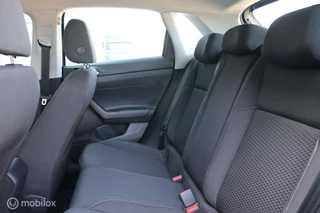 Volkswagen Polo Volkswagen Polo 1.0 TSI DSG / Comfortline / Navi / Carplay - afbeelding nr 10