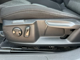 Volkswagen Passat Volkswagen Passat Variant 1.4 TSI ACT Highline Business R navi/camera airco/ecc apk - afbeelding nr 22