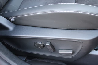 Ford Kuga | Trekhaak | BLIS | Navigatie | Winterpack - afbeelding nr 39