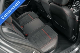 Volkswagen Golf Volkswagen Golf 2.0 TSI GTI Performance Pano DSG Alcantara - afbeelding nr 35