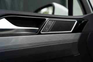 Volkswagen Passat Volkswagen Passat Variant 1.4 TSI PHEV GTE Business Trekhaak - afbeelding nr 16