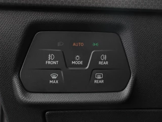 SEAT Leon SEAT Leon 1.0 eTSI 110pk DSG Style Navigatie Apple Carplay/ Android Auto Camera Parkeersensoren Stoel- en stuurverwarming Cruise Control Virtual Cockpit Climate Control - afbeelding nr 14