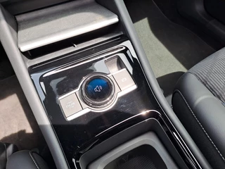 Volkswagen Tiguan Volkswagen Tiguan 1.5 eTSI R-Line Business | Pano | Trekhaak | Stoelverwarming | ACC | HUD | - afbeelding nr 16