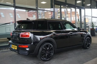 MINI Clubman MINI Clubman Mini 1.5 Cooper Chili Serious Business JWC | Schuifdak | Navigatie - afbeelding nr 4