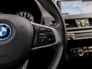 BMW X1 BMW X1 xDrive25e Sportline 221Pk Automaat (GROOT NAVI, DEALER ONDERHOUDEN, SFEERVERLICHTING, CLIMATE, LEDER, STOELVERWARMING, SPORTSTOELEN, GETINT GLAS, ELEK ACHTERKLEP, NIEUWE APK, NIEUWSTAAT) - afbeelding nr 19