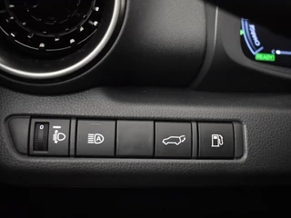 Toyota C-HR Toyota C-HR 1.8 Hybrid 140 First Editon | PDC | BLS | Electr. Achterklep | - afbeelding nr 26