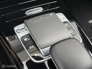 Mercedes-Benz CLA Mercedes CLA-klasse 200 AMG Panodak Wide Screen Navi Carplay Sfeer Camera 19 inch - afbeelding nr 35